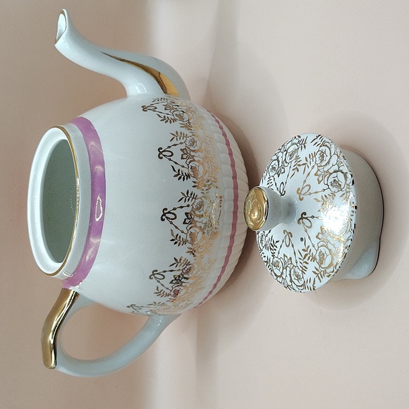 Vintage Wood & Sons Teapot Ellgreave Genuine Ironstone Made in England Pink/Gold - Picture 4 of 7